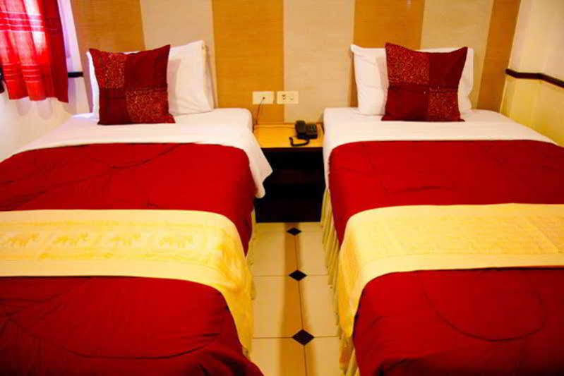Hostel Honey House 2 Bangkok Zewnętrze zdjęcie